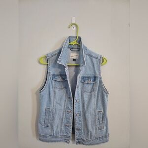 Universal Thread Light Blue Denim Vest